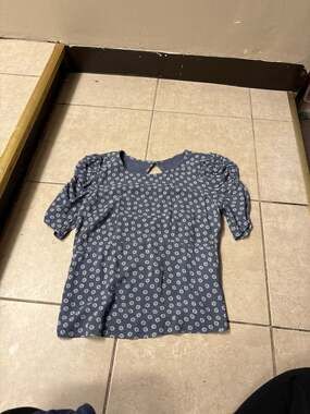 Abercrombie & Fitch Blue Floral Puff Sleeve Smocked Back Blouse